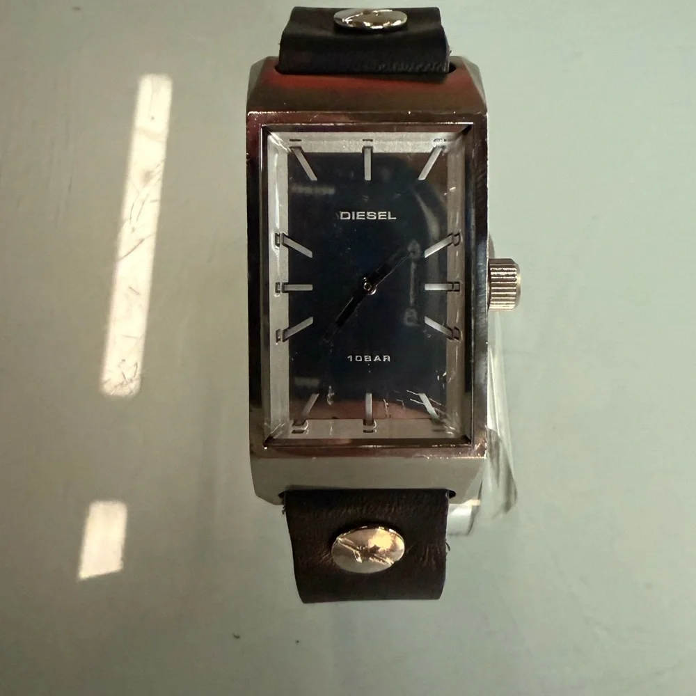 Diesel dz1020 mirrored